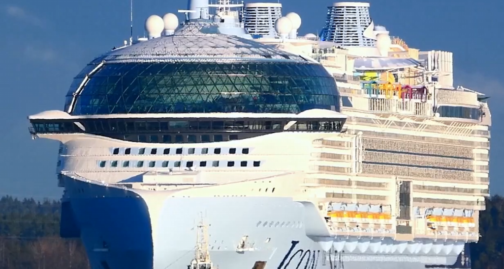 Icon of The Seas cruise ship at sea.